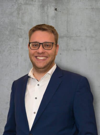Max man in suit