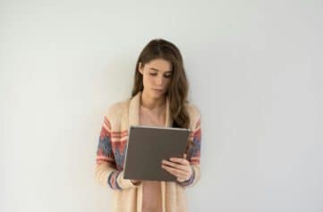 Woman_Student